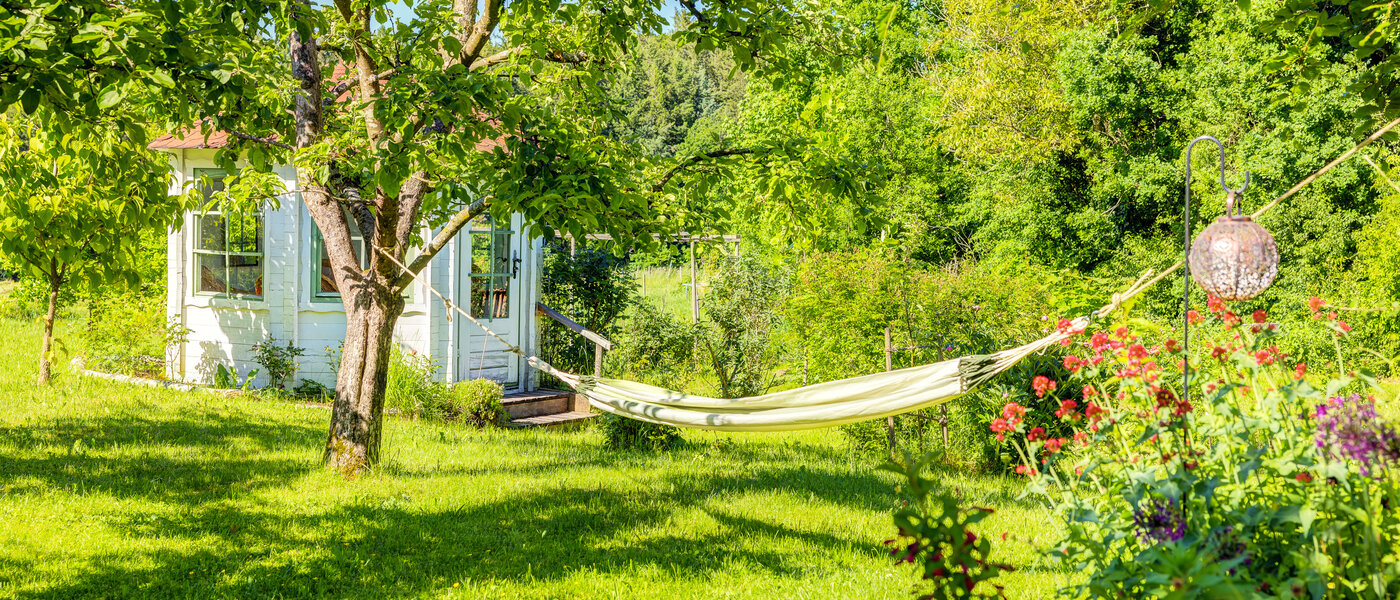 セミ・デタッチド・ハウス（一戸建てを二つに分けた家屋） Icking 07 庭 14465
