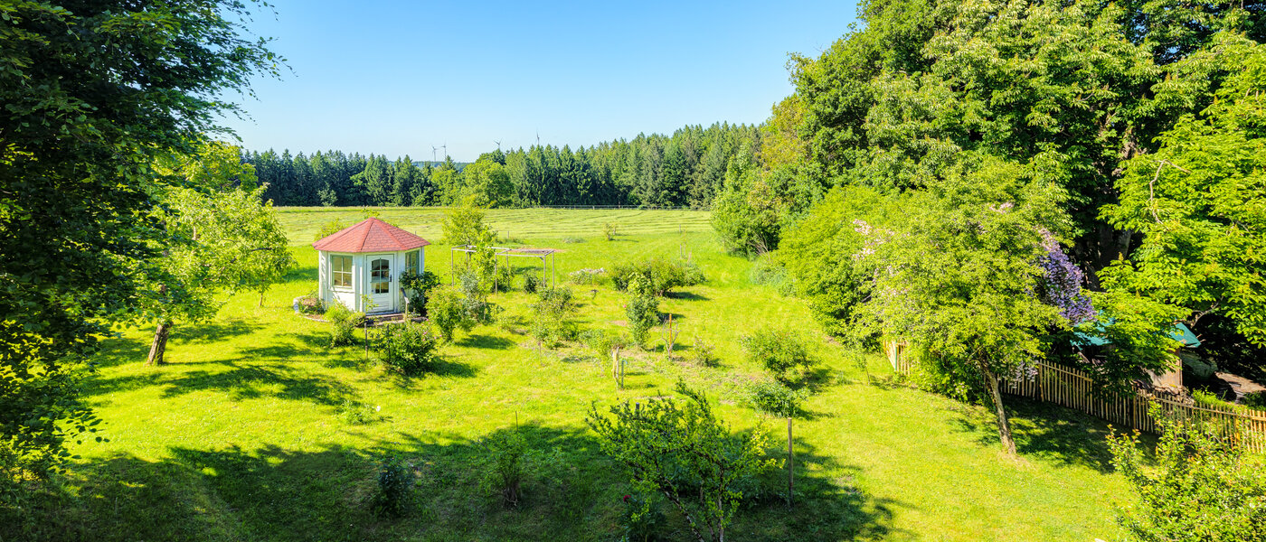 セミ・デタッチド・ハウス（一戸建てを二つに分けた家屋） Icking 02 物件からの眺め 14465
