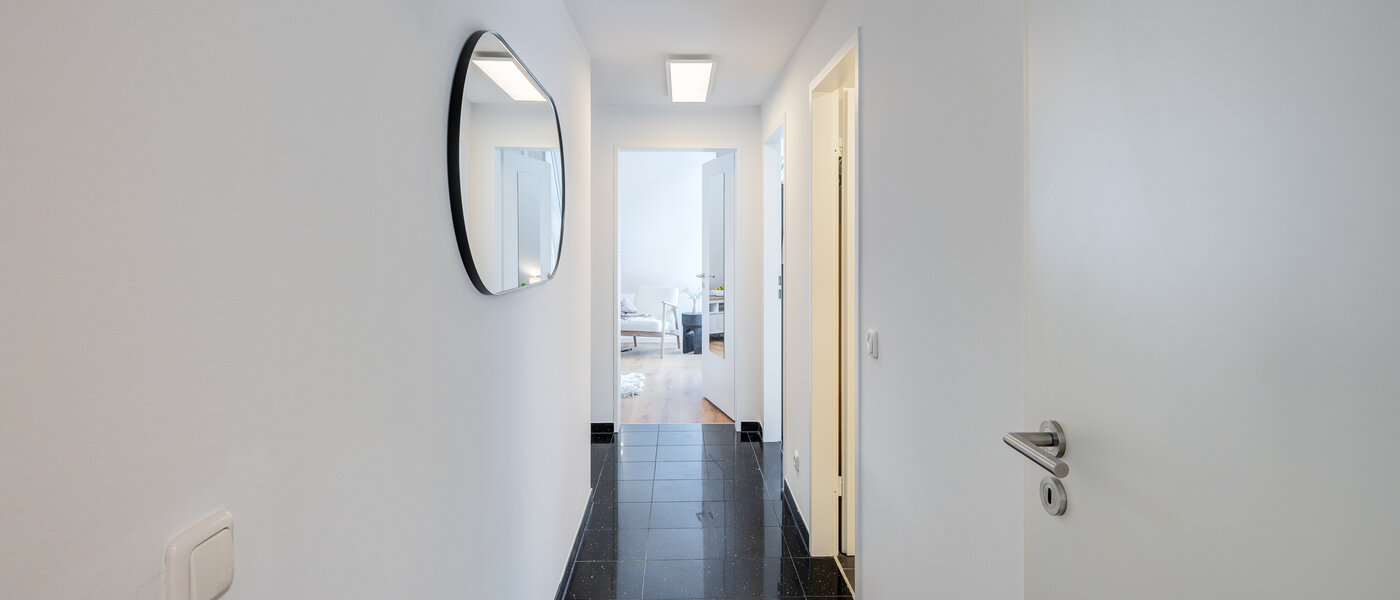 複層－回廊住宅 München Obersendling 01 玄関入り口 14471