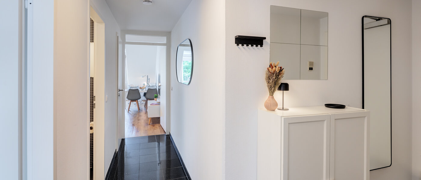 複層－回廊住宅 München Obersendling 02 玄関入り口 14471