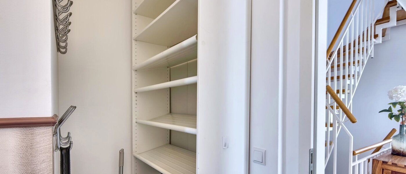 テラスハウス角住宅 Karlsfeld 02 玄関入り口 14478