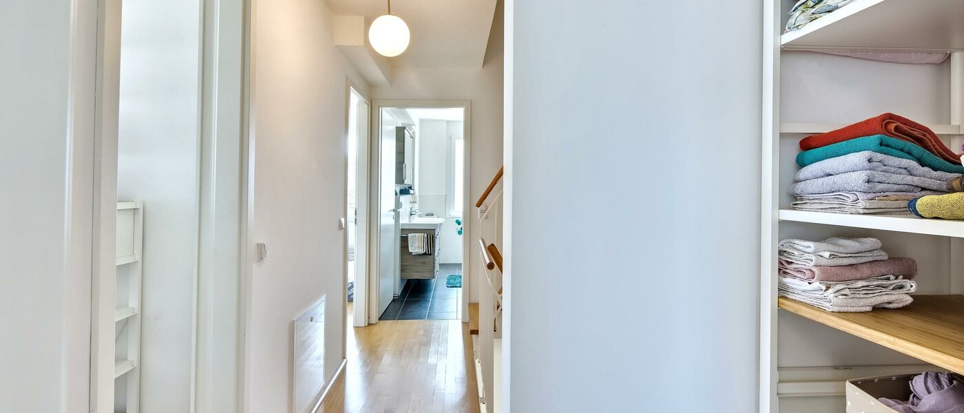 テラスハウス角住宅 Karlsfeld 03 玄関入り口 14478