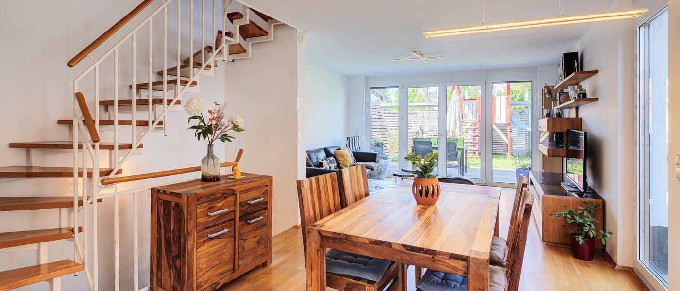 テラスハウス角住宅 Karlsfeld 01 リビングエリア 14478