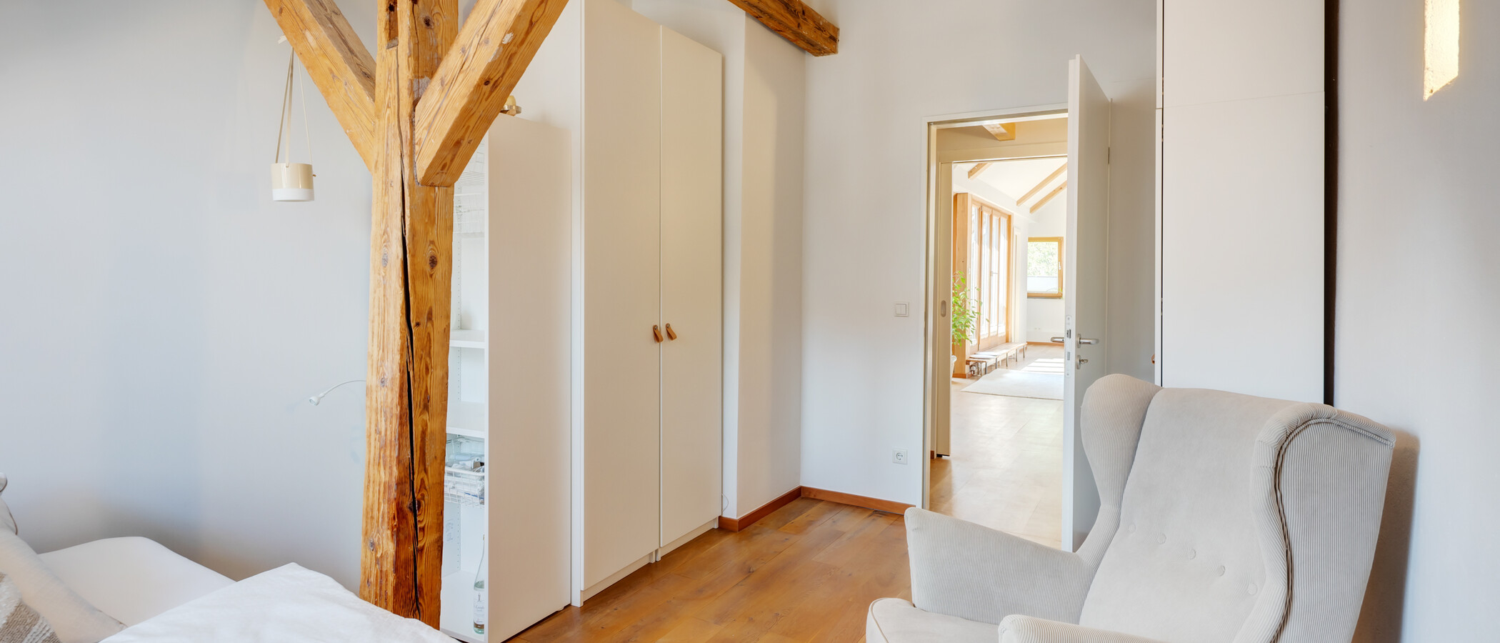 アティック・フラット（屋根裏） München Dreimühlenviertel 02 2.　寝室 14505
