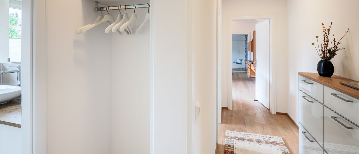 マンション Gmund am Tegernsee 03 玄関入り口 14513