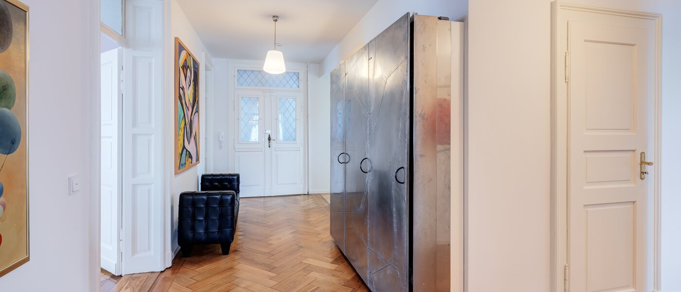 マンション München Neuhausen 01 玄関入り口 14528