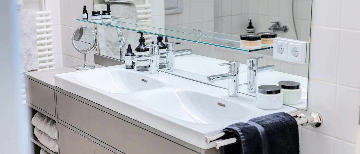 マンション München Neuhausen 01 1つめの浴室 14528