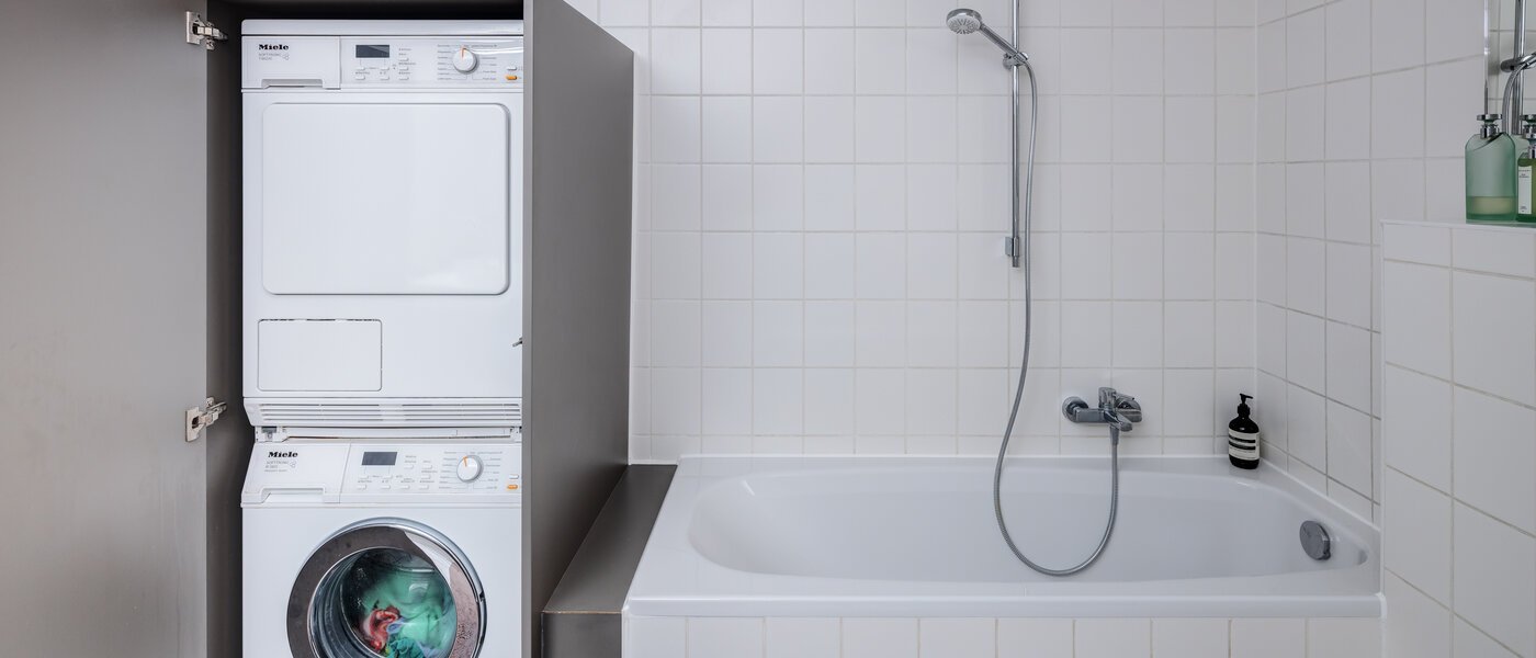 マンション München Neuhausen 03 1つめの浴室 14528