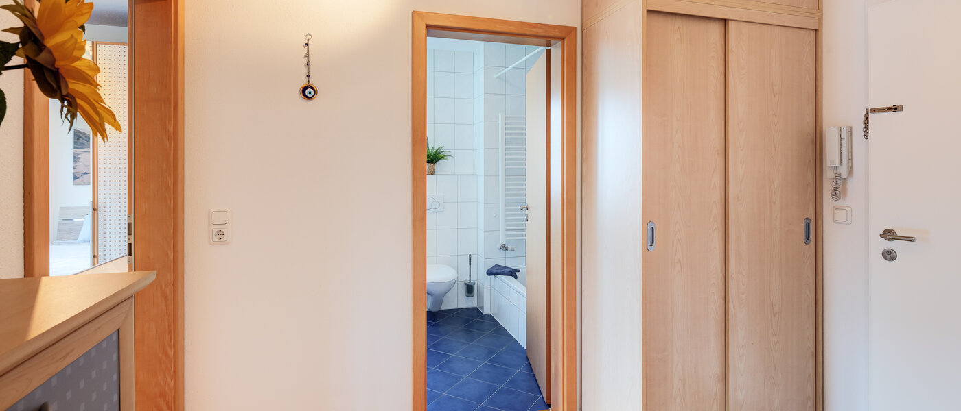 マンション Garching 02 玄関入り口 14539