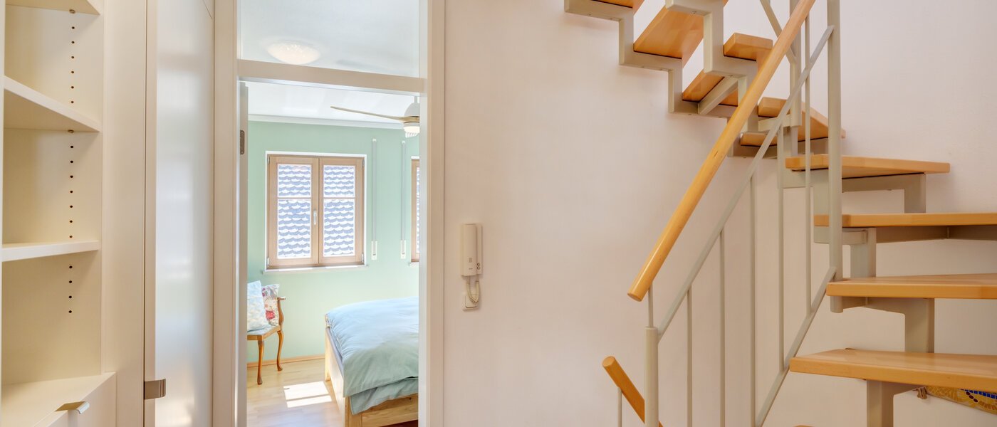 シティーハウス Freising 06 玄関入り口 14543