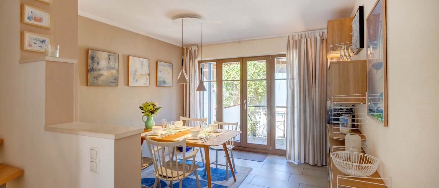 シティーハウス Freising 01 ダイニングエリア 14543