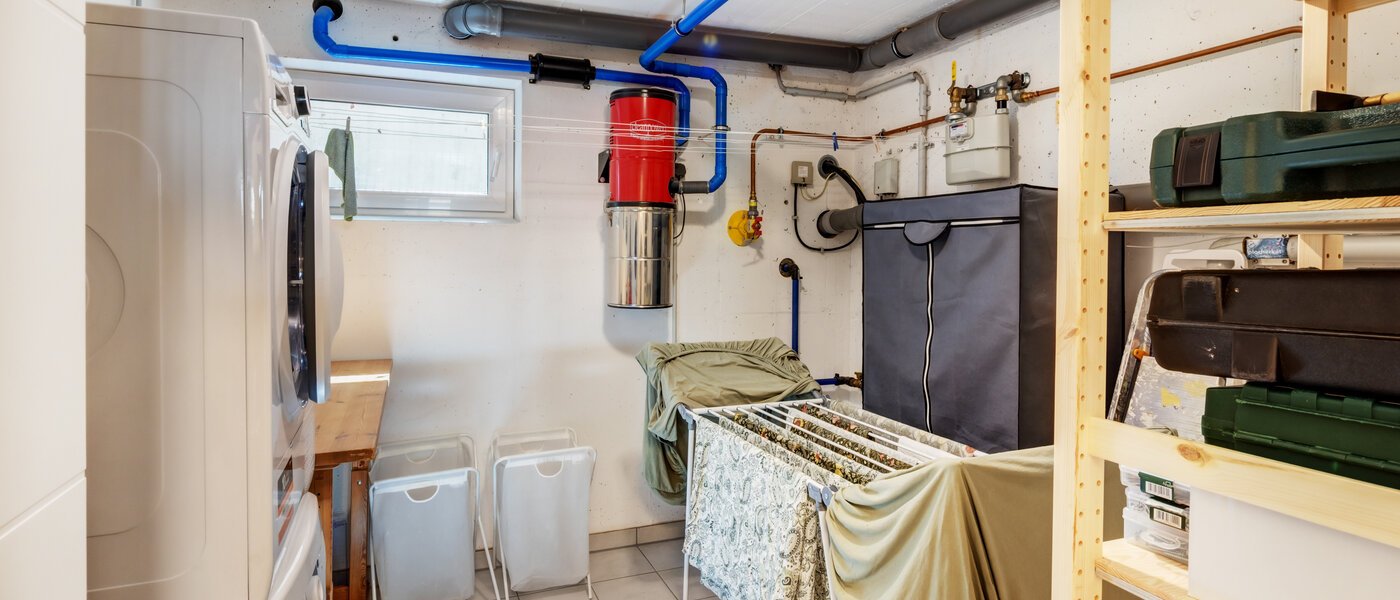 シティーハウス Freising 01 家事室 14543