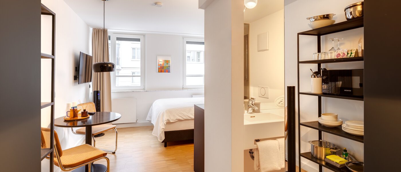 アパルトマン München Schwabing-West (rund um den Hohenzollernplatz) 01 リビングエリア 14544