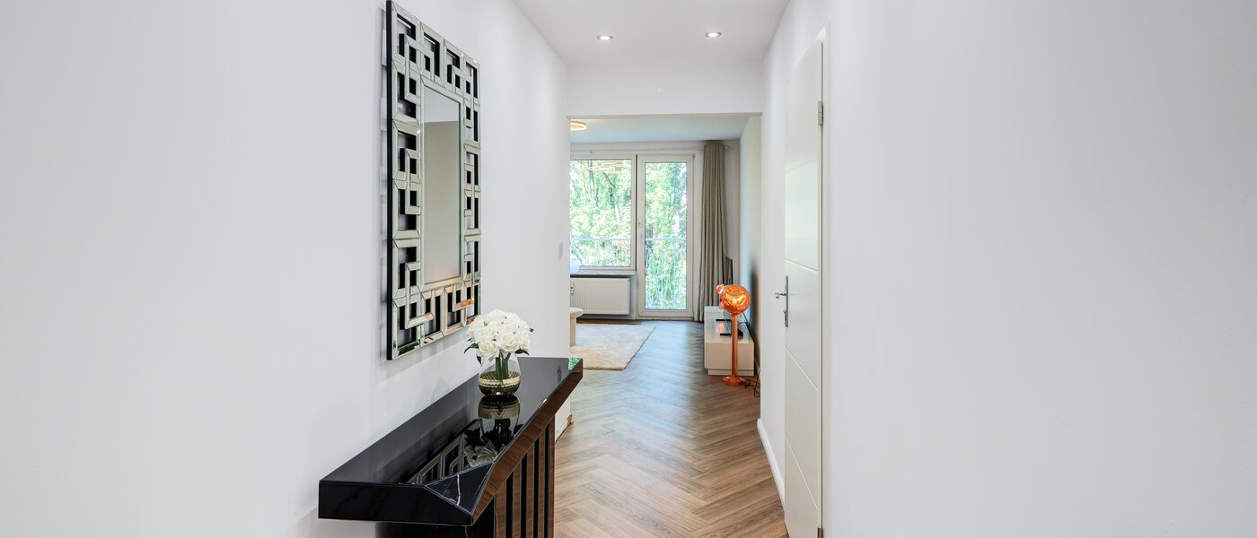 マンション München Schwabing (rechts der Leopoldstraße) 02 玄関入り口 14569