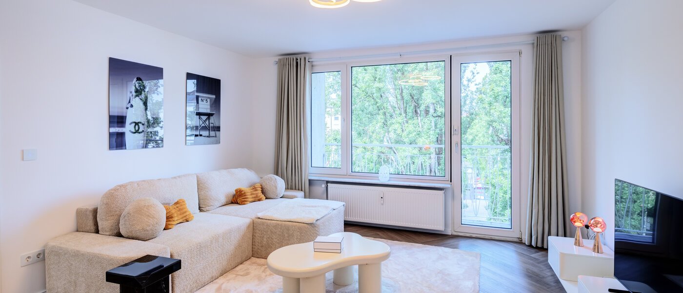 マンション München Schwabing (rechts der Leopoldstraße) 02 リビングエリア 14569