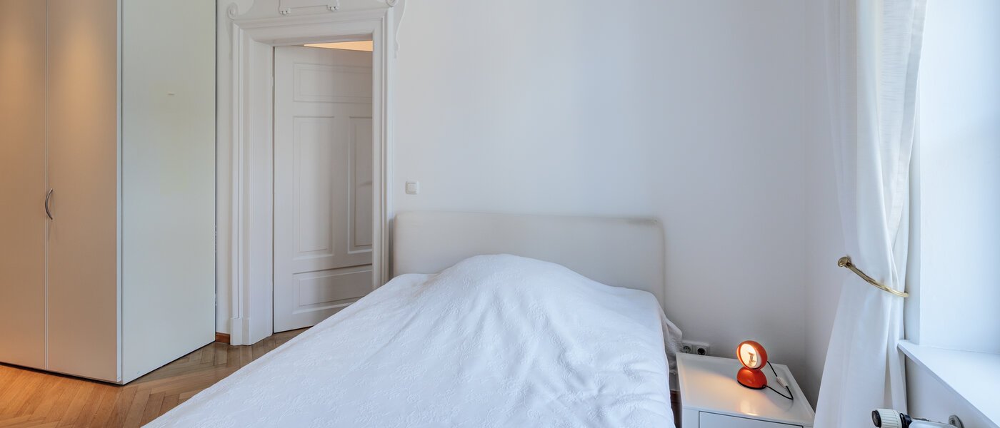 マンション München Lehel 02 2.　寝室 14572