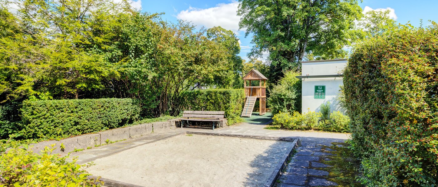 マンション Pullach im Isartal 03 中庭向き 14573