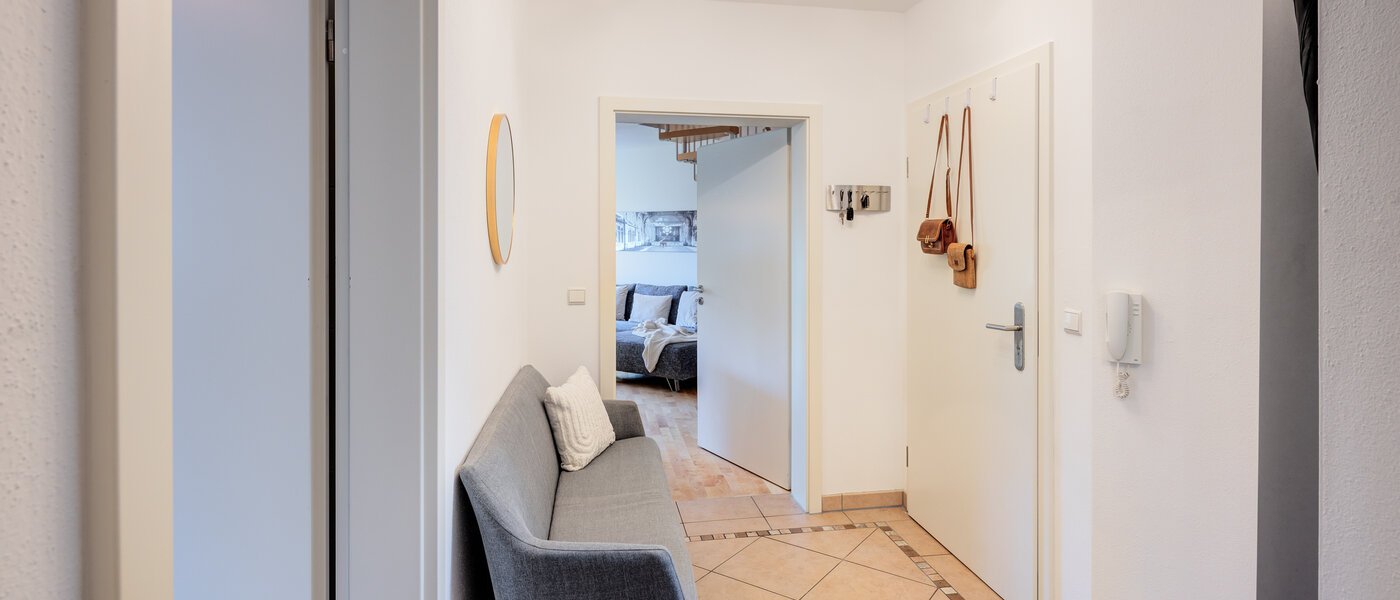 メゾネット・マンション（複数階にわたるマンション） Gröbenzell 01 玄関入り口 14575