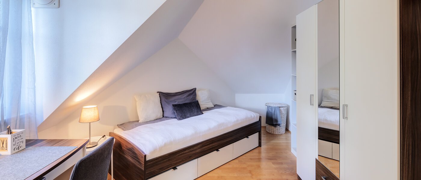 メゾネット・マンション（複数階にわたるマンション） Gröbenzell 02 ワークルーム/ゲストルーム 14575