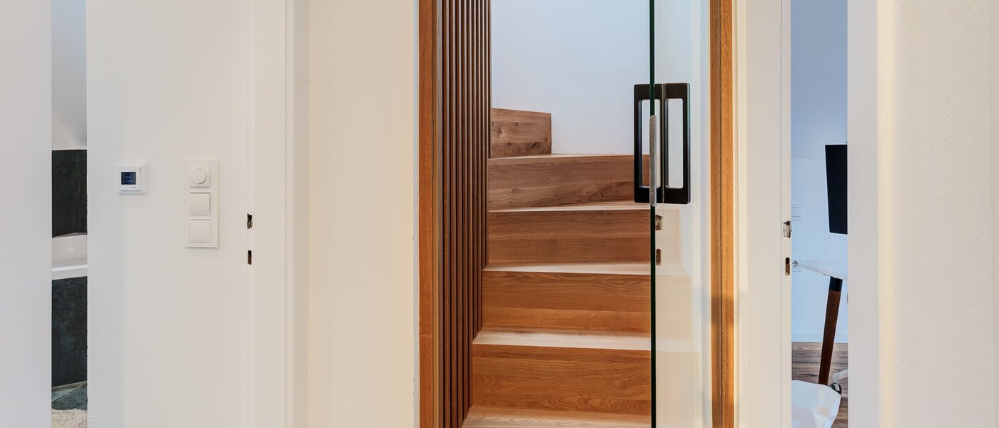 一戸建て München Obermenzing 04 玄関入り口 14582