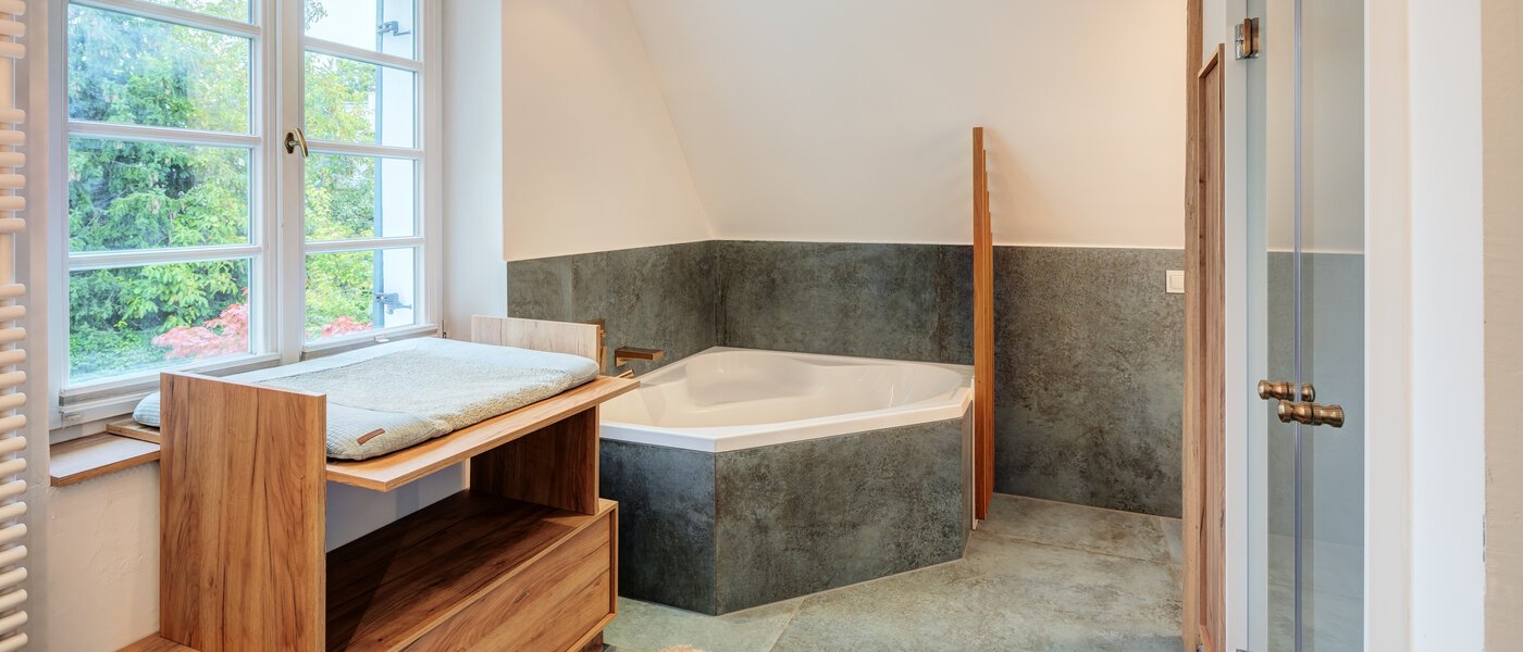 一戸建て München Obermenzing 04 1つめの浴室 14582