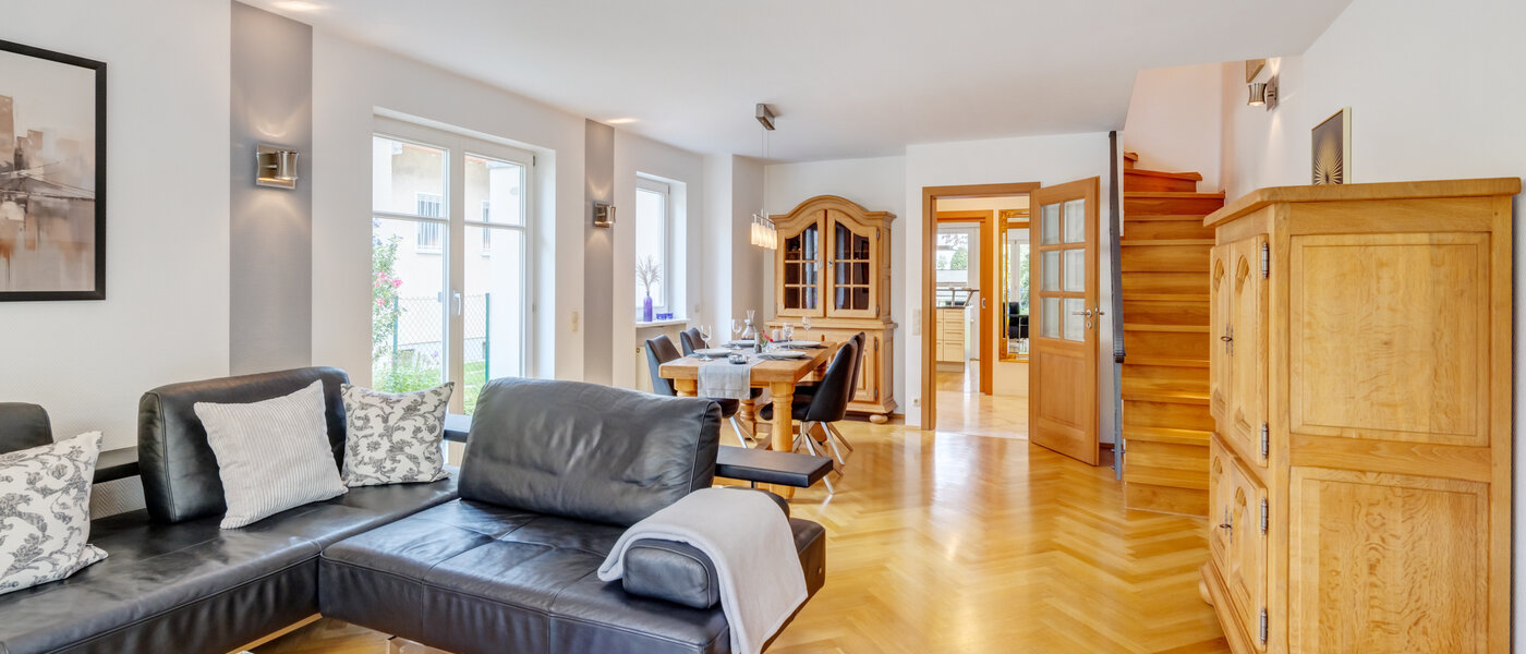 メゾネット・マンション（複数階にわたるマンション） München Fasangarten 01 リビングエリア 14585