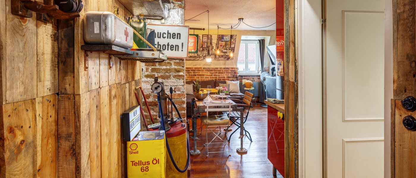 マンション München Au 03 玄関入り口 14588