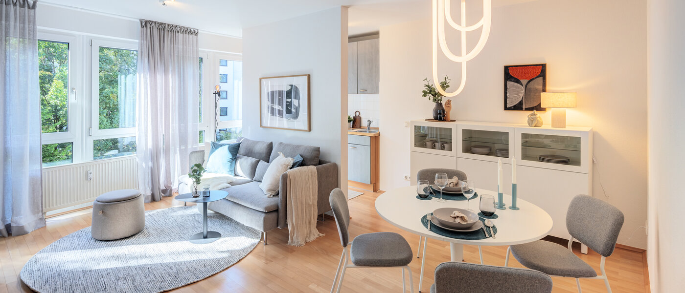 マンション München Obergiesing 01 リビングルーム 14597