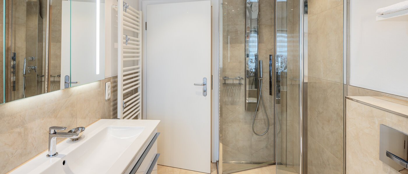 マンション Grünwald 04 1つめの浴室 14631