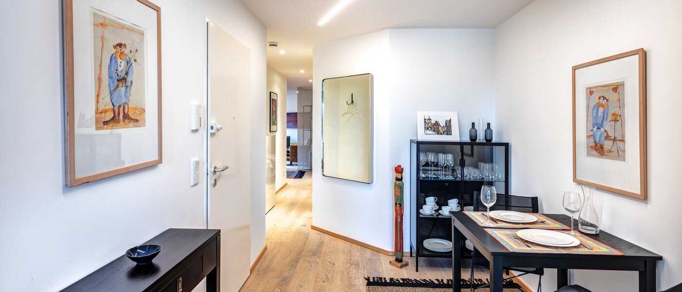 マンション München Thalkirchen 01 玄関入り口 14636