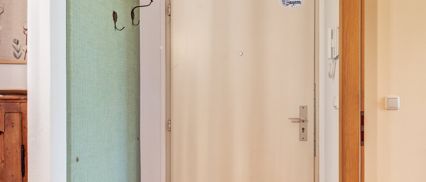 マンション München Bogenhausen 01 玄関入り口 14639