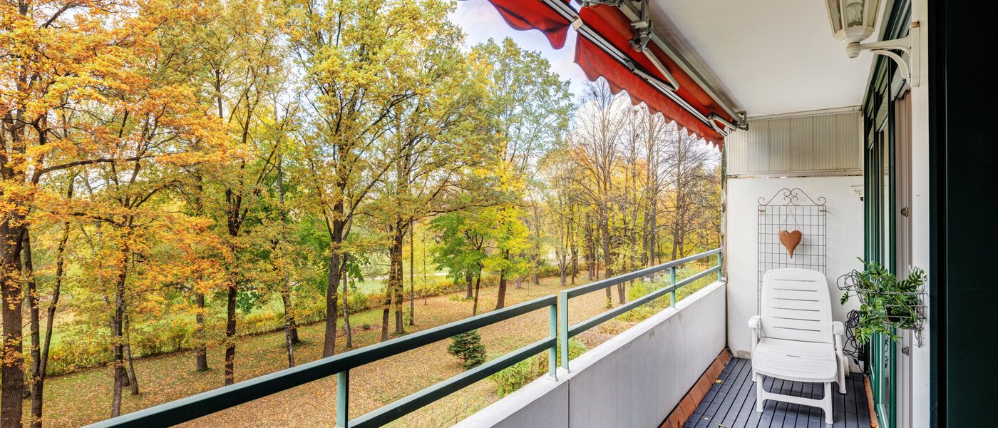 マンション München Bogenhausen 03 ベランダ 14639