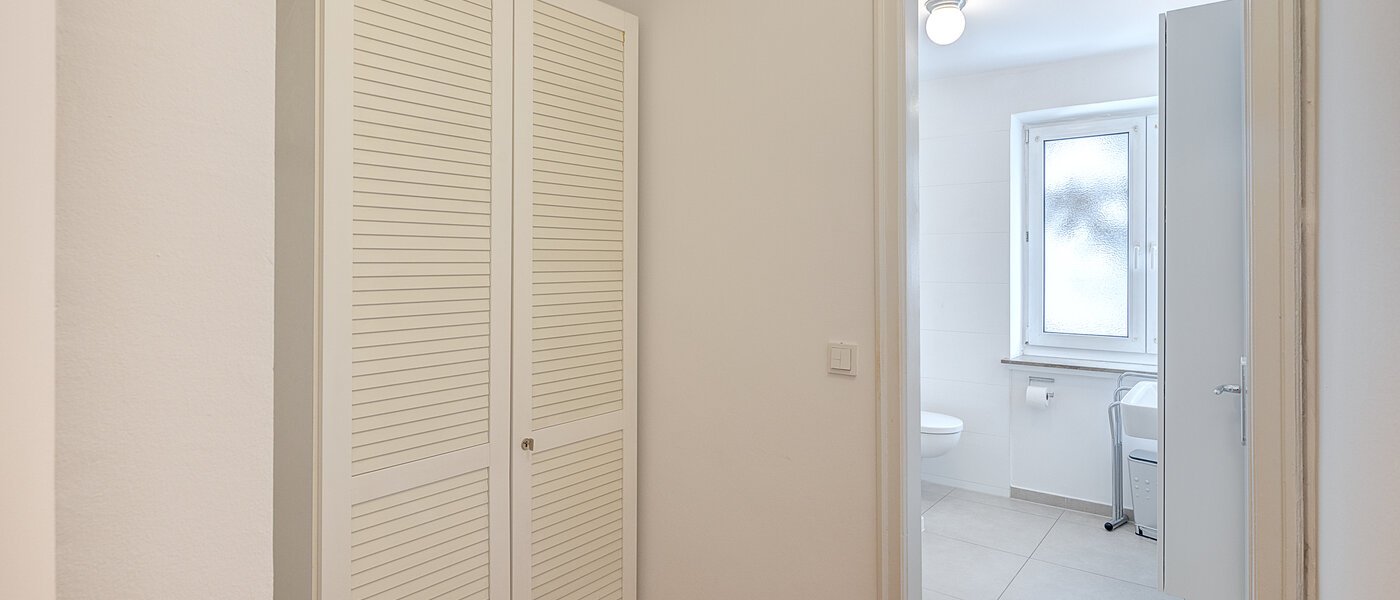 マンション München Schwabing-West 04 玄関入り口 14646