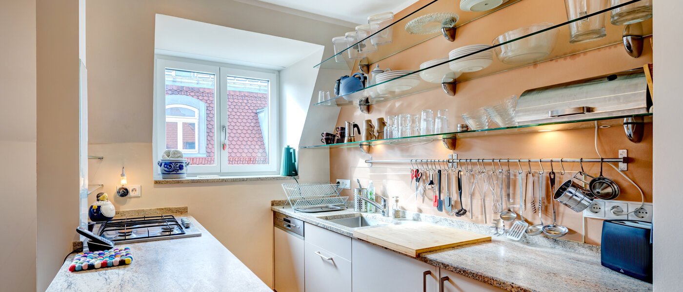 アティック・フラット（屋根裏） München Haidhausen 02 キッチン 14648