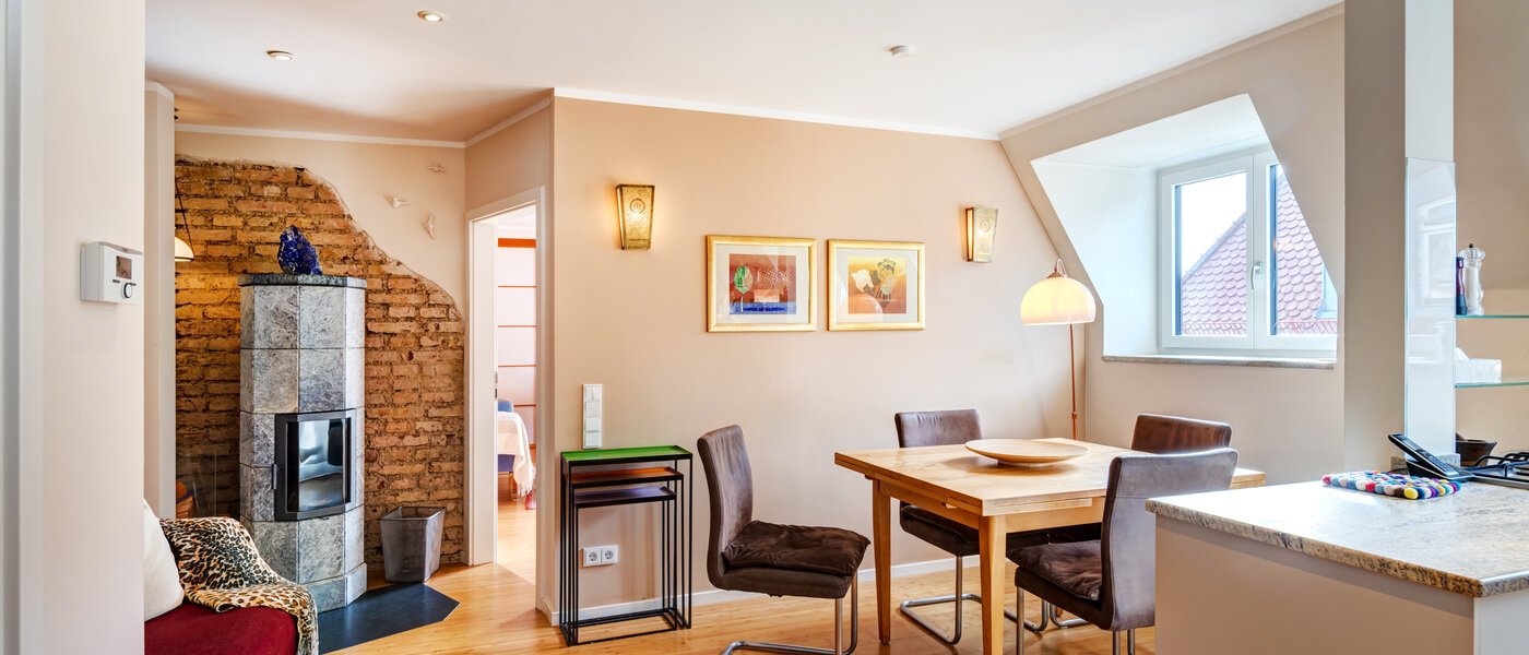 アティック・フラット（屋根裏） München Haidhausen 05 キッチン 14648