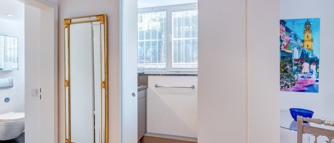 マンション München Herzogpark 02 玄関入り口 14656