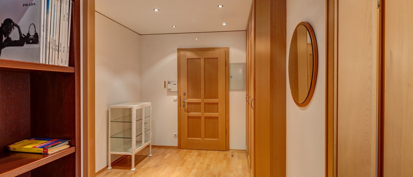 マンション München Fasangarten 02 玄関入り口 14668