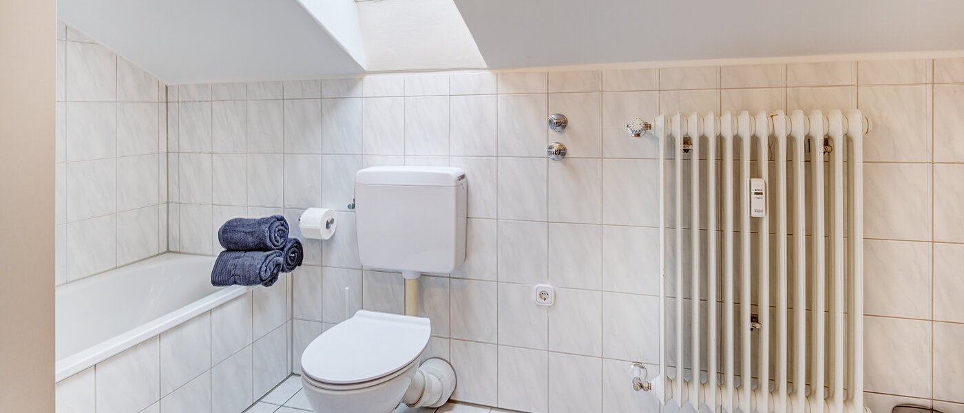 アティック・フラット（屋根裏） Dachau 02 浴室 14669