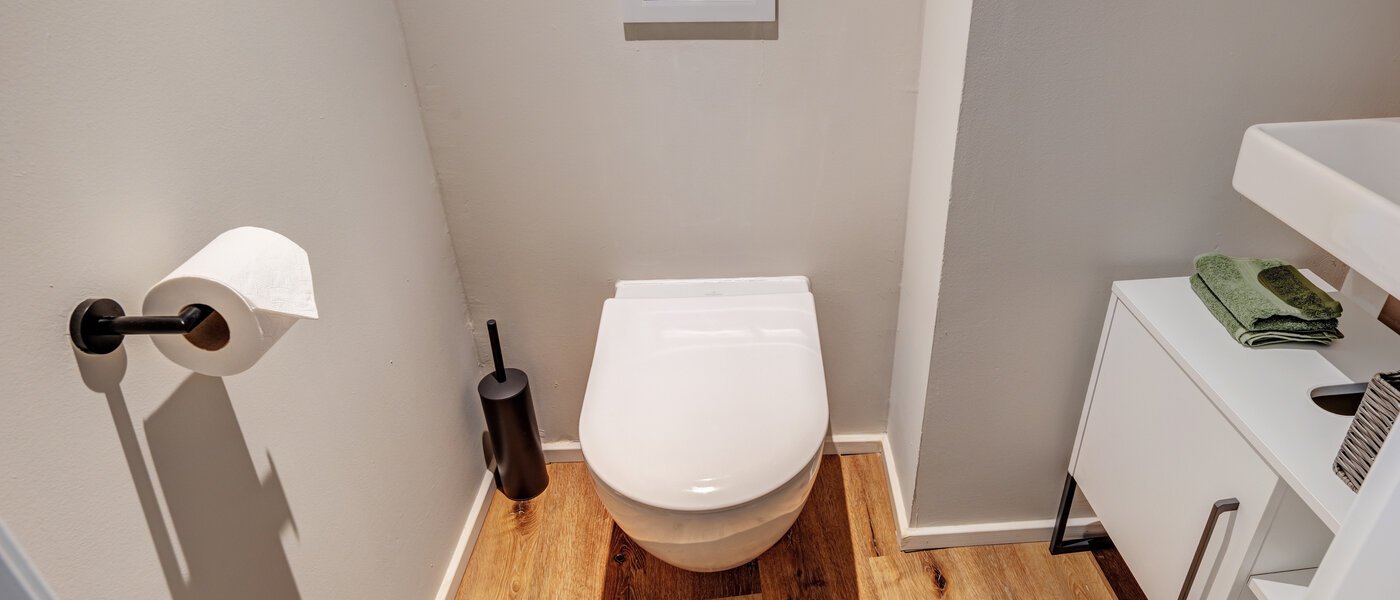 メゾネット・マンション（複数階にわたるマンション） Waakirchen 02 ゲスト用 WC 14683