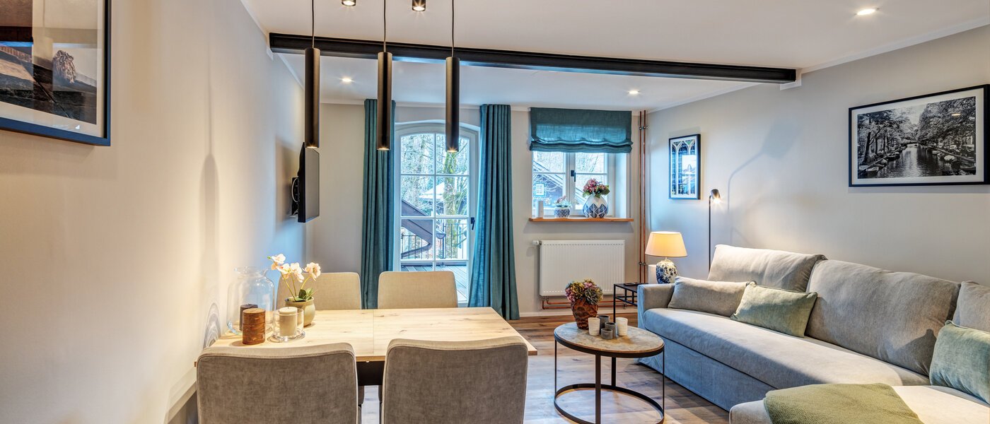 メゾネット・マンション（複数階にわたるマンション） Waakirchen 01 リビングエリア 14683