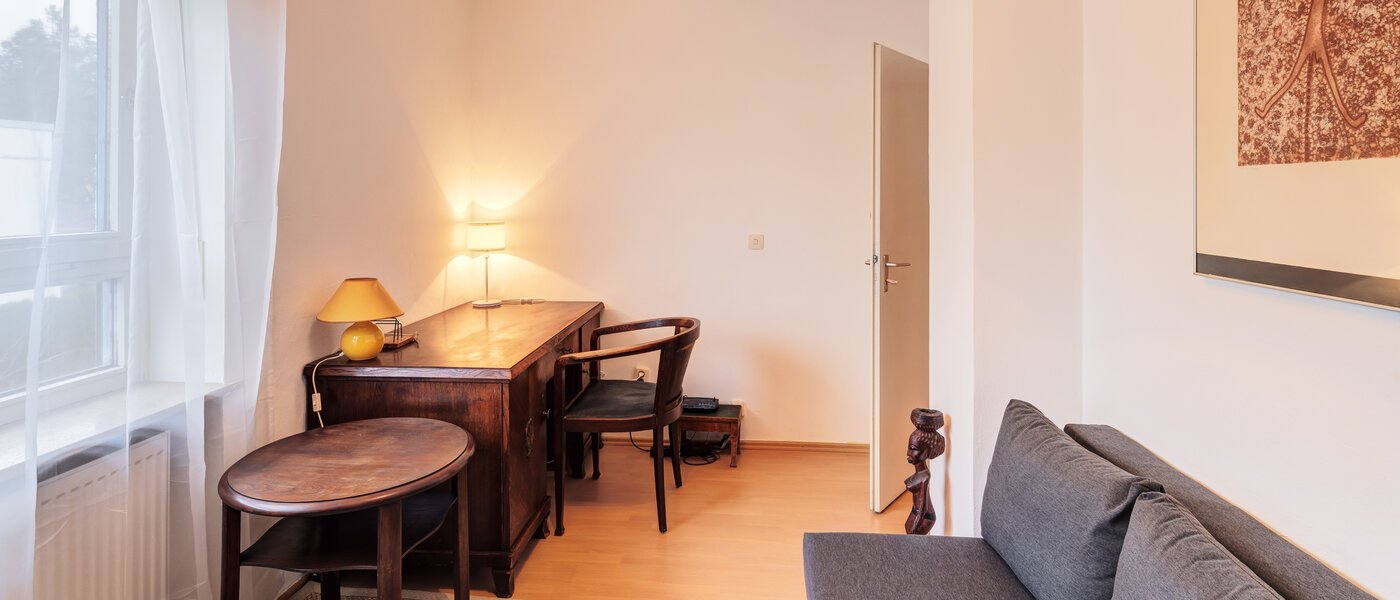 テラスハウス角住宅 Unterhaching 02 ワークルーム/ゲストルーム 14690