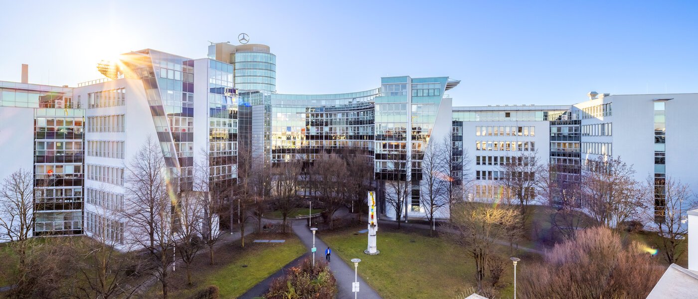 アティック・フラット（屋根裏） München Neuhausen 02 物件からの眺め 14695