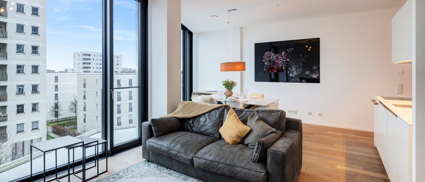 ペントハウス München Neuhausen 03 リビングエリア 14699