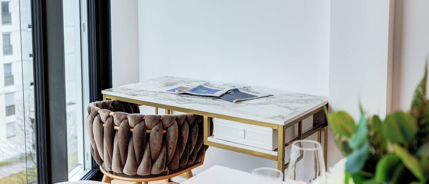 ペントハウス München Neuhausen 04 リビングエリア 14699