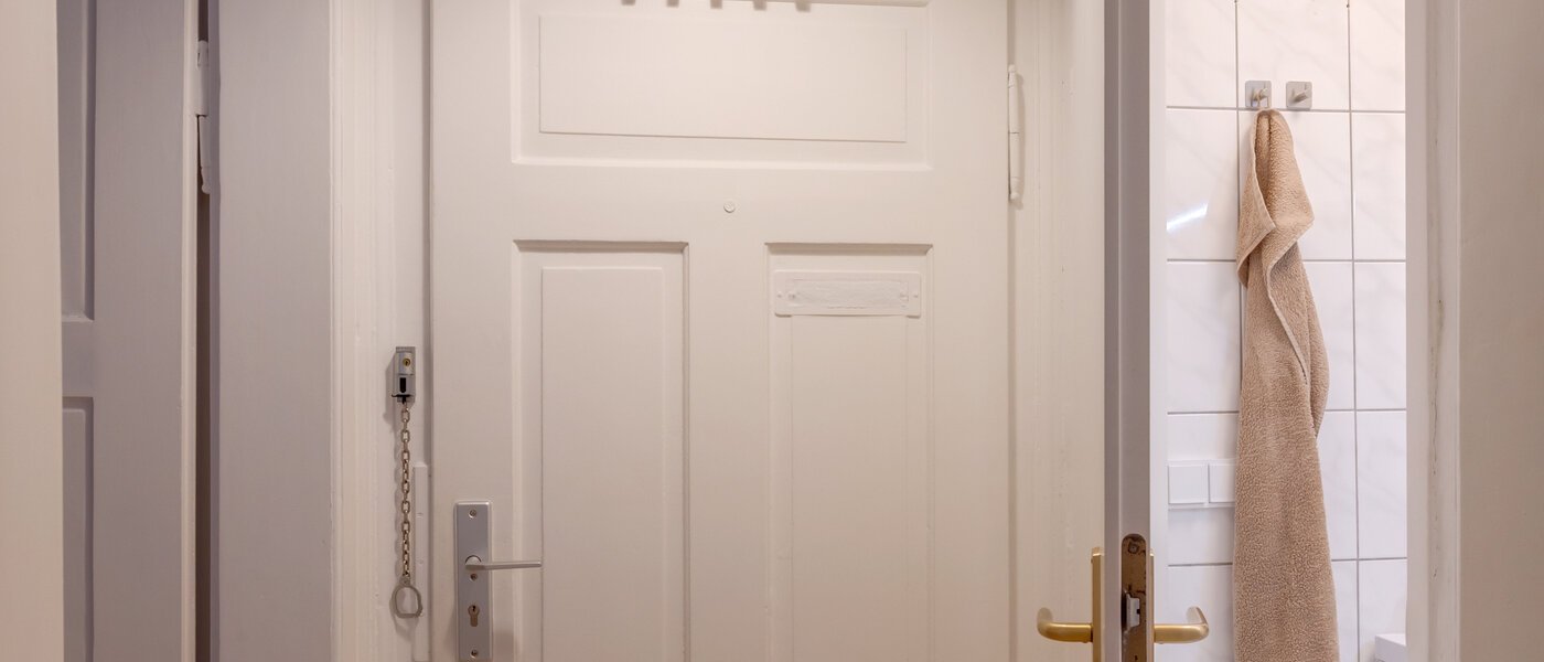 マンション München Untersendling 03 玄関入り口 14701