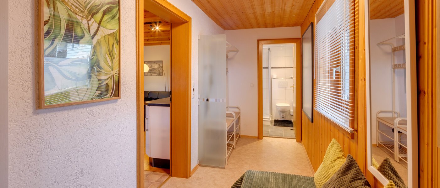 マンション Kochel am See 03 玄関入り口 14704