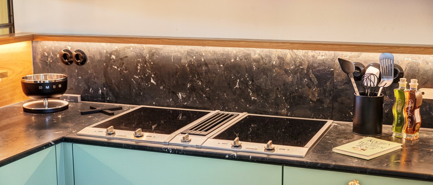 アティック・フラット（屋根裏） München Neuhausen 02 キッチン 14709