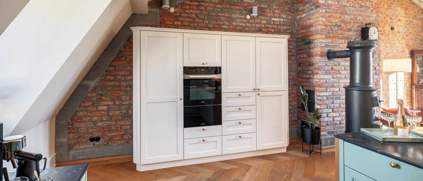 アティック・フラット（屋根裏） München Neuhausen 04 キッチン 14709