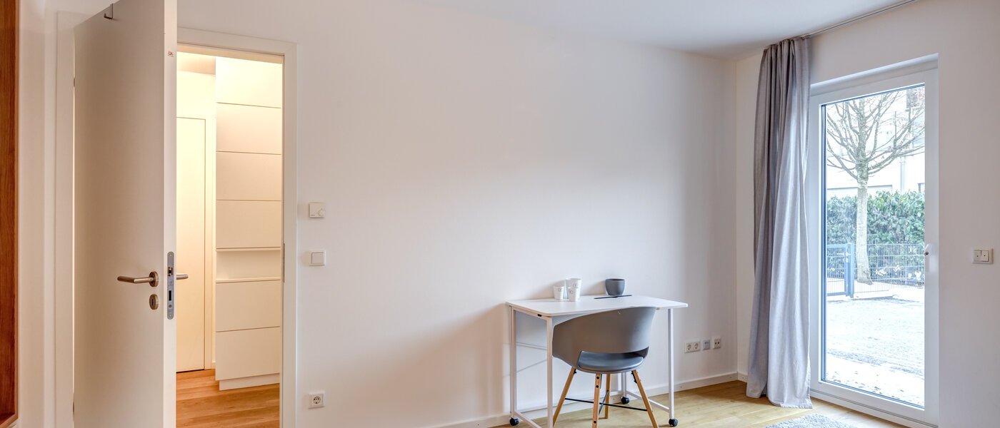 マンション München Harlaching 03 2.　寝室 14713