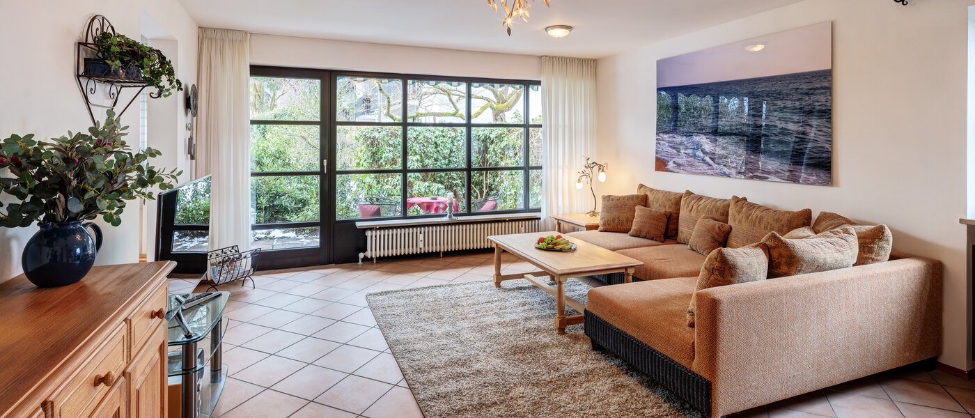 マンション München Forstenried 01 リビングルーム 14715